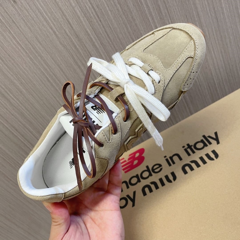 Miu Miu Casual Shoes